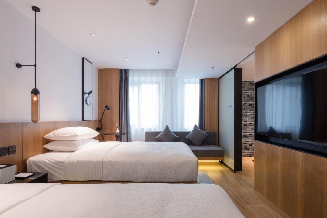 Отель Fairfield By Marriott Guangzhou Tianhe Park Экстерьер фото