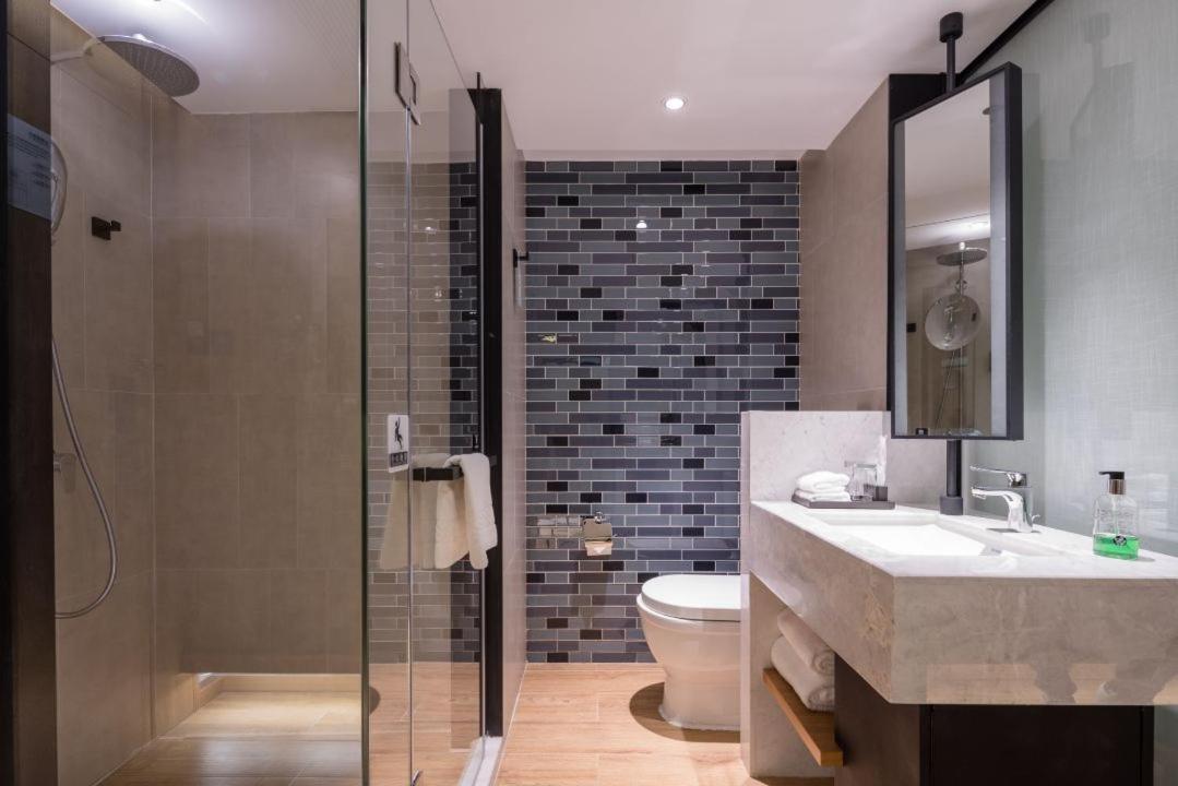 Отель Fairfield By Marriott Guangzhou Tianhe Park Экстерьер фото