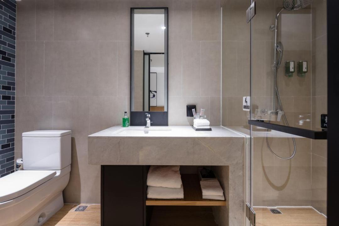 Отель Fairfield By Marriott Guangzhou Tianhe Park Экстерьер фото