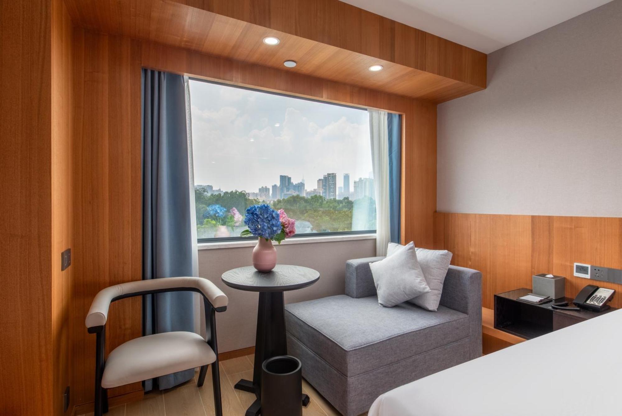 Отель Fairfield By Marriott Guangzhou Tianhe Park Экстерьер фото